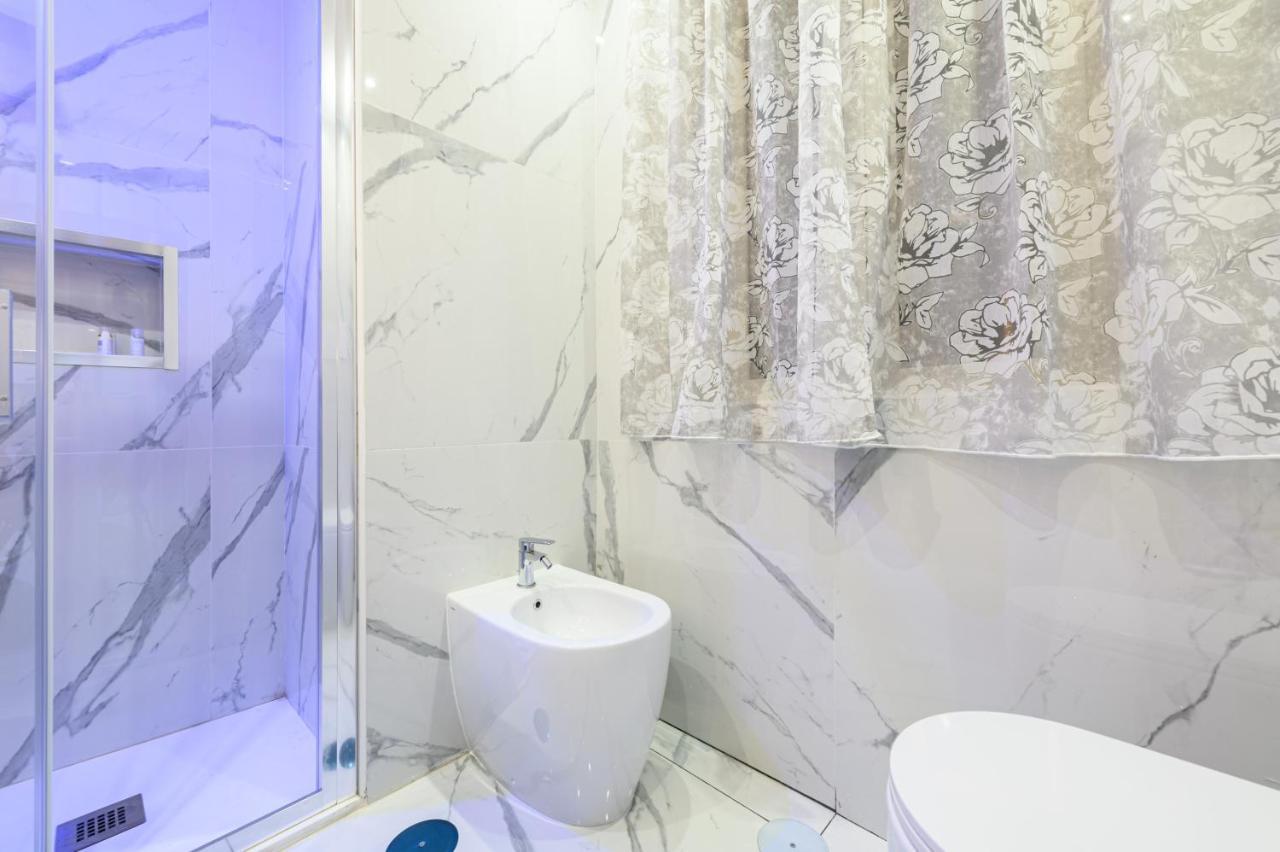La Magnifica Napoli Apartments White House Екстер'єр фото